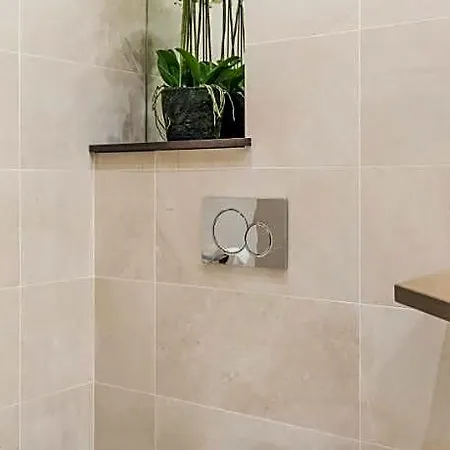 Apartman Luxury Louvre Ii *